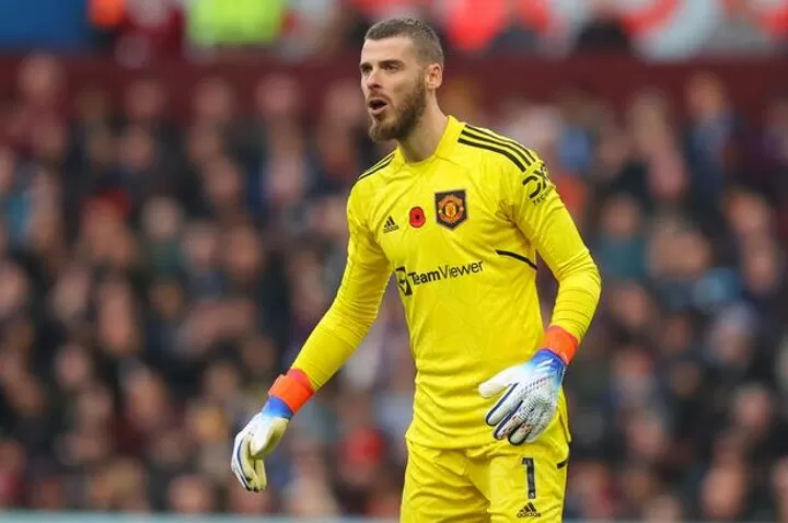 Biggest joke ever Manchester United fans furious as David de