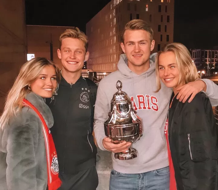 Bromance Brings Brilliance De Jong De Ligt Even Do Groceries Together All Football
