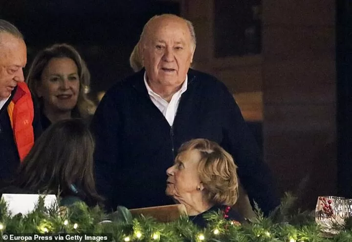 Wannabe Man United Owner Amancio Ortega Started As A Delivery Boy Before  Forging His Fashion Empire| All Football