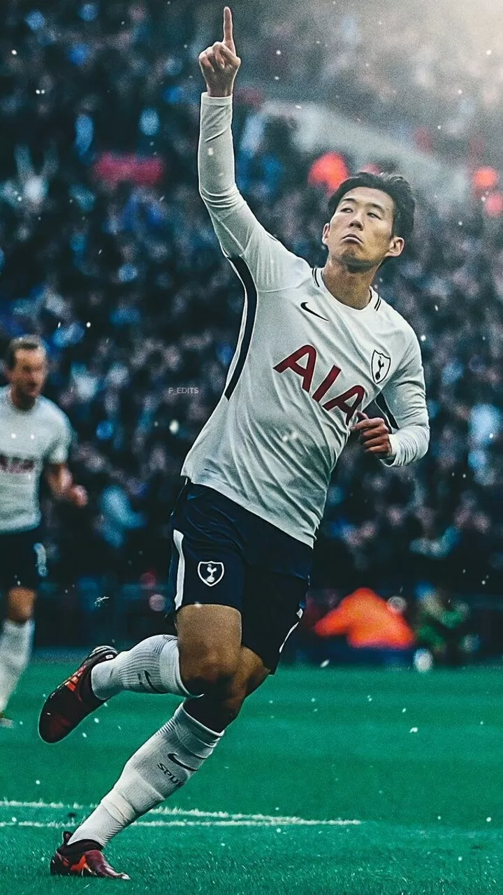 Son Heung-min Wallpaper.  Football players images, Football