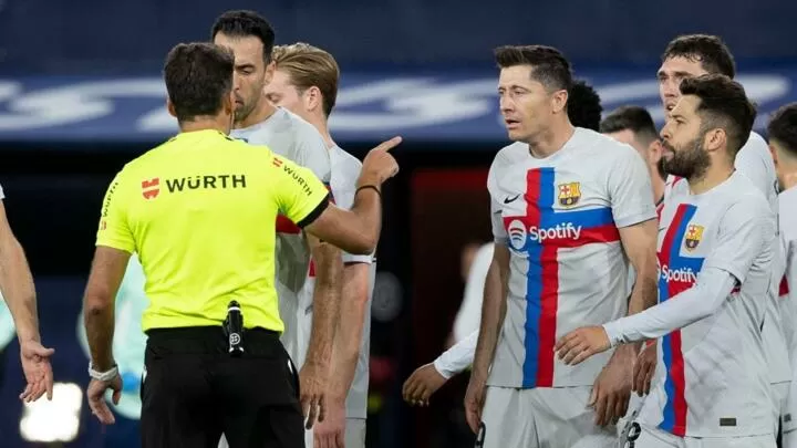Robert Lewandowski suspension confirmed for Barcelona-Atletico Madrid| All  Football