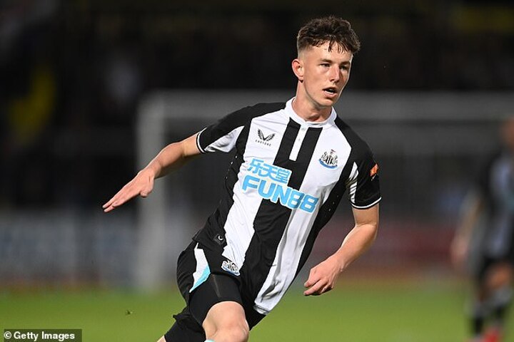 Joe White is set to join ex-Magpie Gary Caldwell's Exeter City in League Two| All Football
