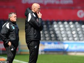 Swansea under-23 coach Cameron Toshack emerges as contender to replace