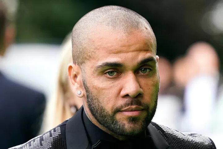 Dani Alves chính thức bị truy tố tội tấn công tình dục và đợi bản án nặng nề