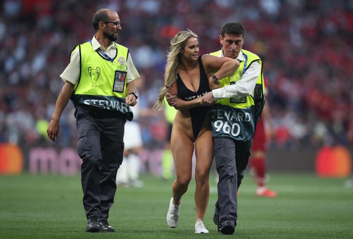 Controversial Porn Uncensored - Sexy female pitch invader at UCL final to promote X-rated ...