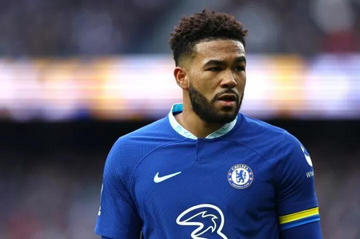 Latest sales chelsea shirt