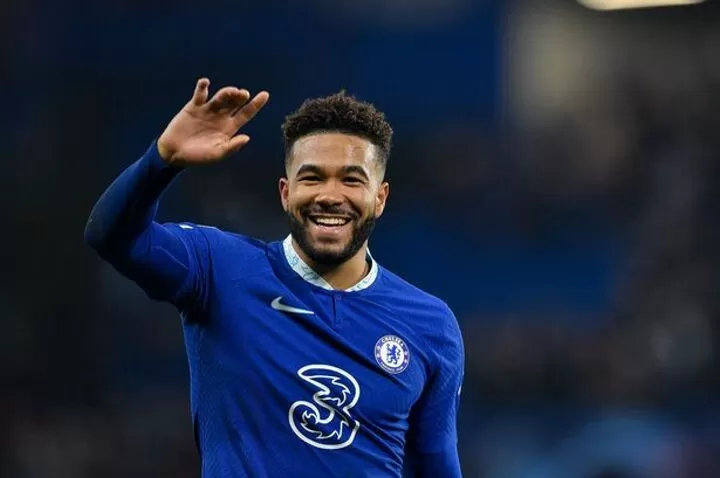 Latest chelsea shirt discount