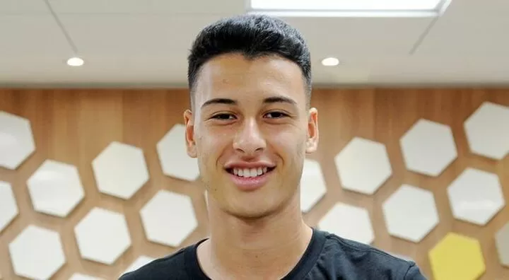 Arsenal Fans Notice Top Target Has Just Started Following Club On Instagram All Football