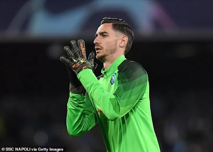 Napoli goalkeeper hot sale