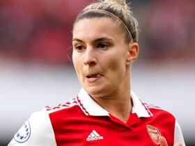 Arsenal defender Steph Catley: Setbacks have brought us closer together