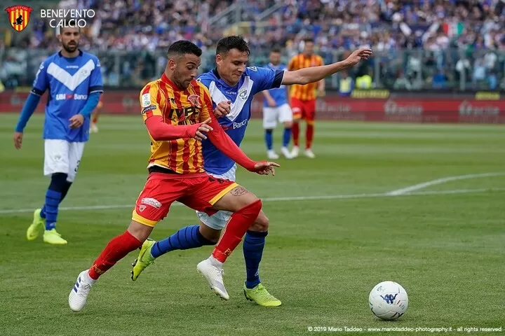 Benevento Sign Roberto Insigne Lorenzo S Brother From Napoli Until 2021 All Football