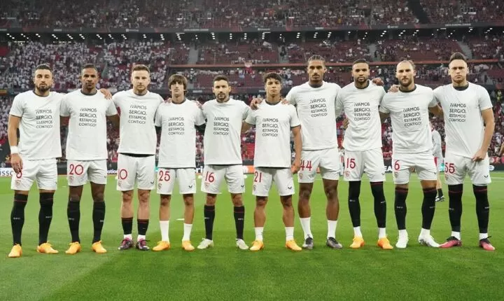 Sevilla squad pay tribute to former player Sergio Rico ahead of Europa League final| All Football
