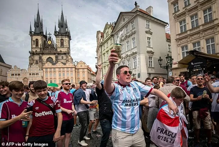 This is incredible': West Ham fans celebrate Slavia Prague chairman's  'brilliant' tweet