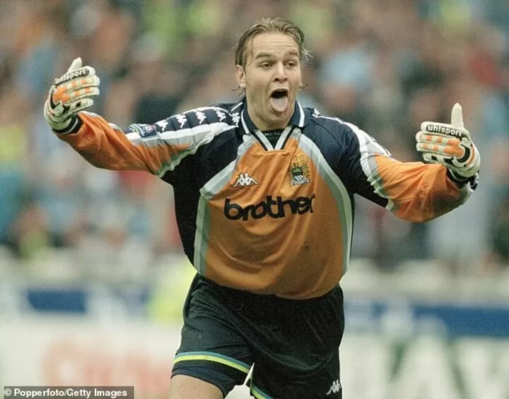 Nicky Weaver