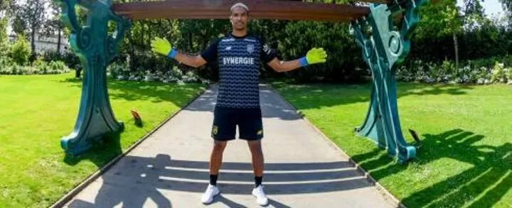 Official Fiorentina Goalkeeper Alban Lafont Joins Nantes All Football