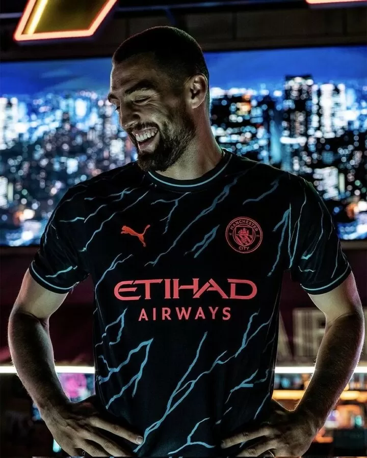 OFFICIAL Man City unveil their new Tokyo inspired third kit All