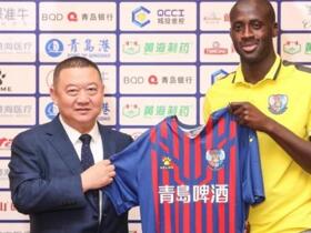 Touré continúa en activo y volverá a vestir de azulgrana en China