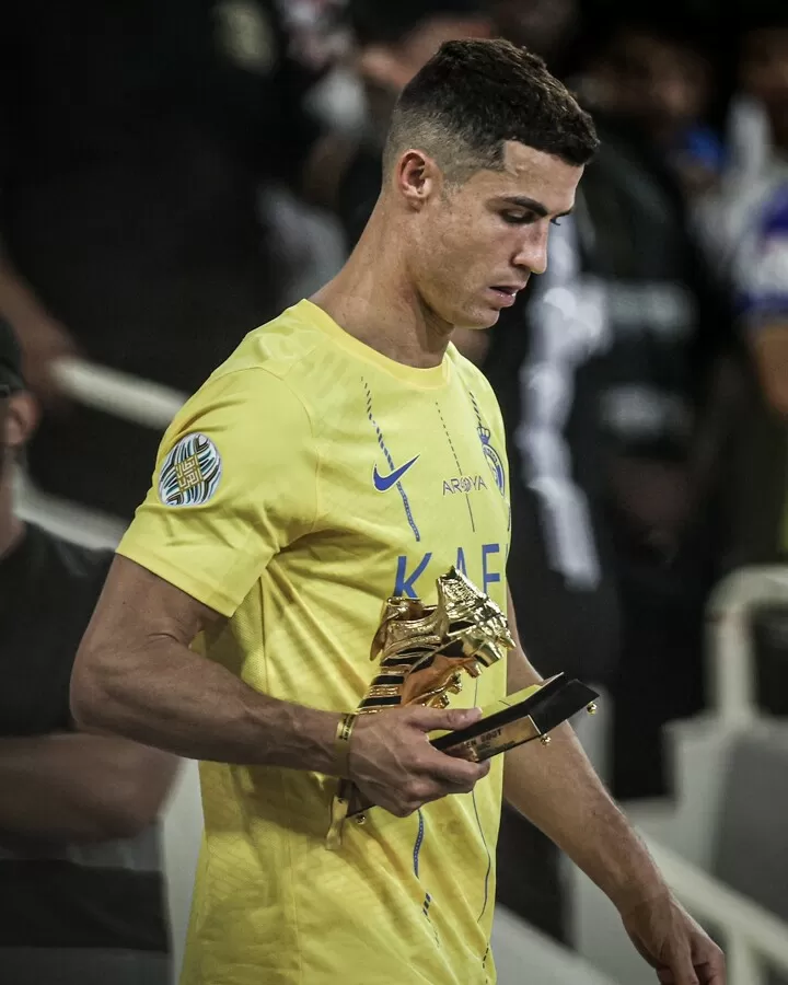 C ronaldo golden shop boot