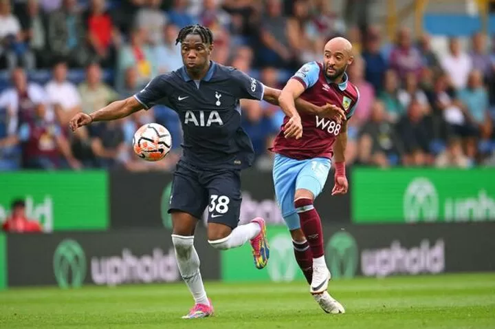 Udogie fitness update after Tottenham left back withdraws from