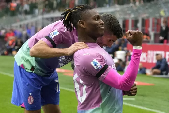 Rafael Leao leads by example to give AC Milan victory over Verona| All  Football