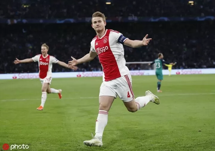 Score On Your Debut Ajax Expects De Ligt Could Carry On The Tradition All Football