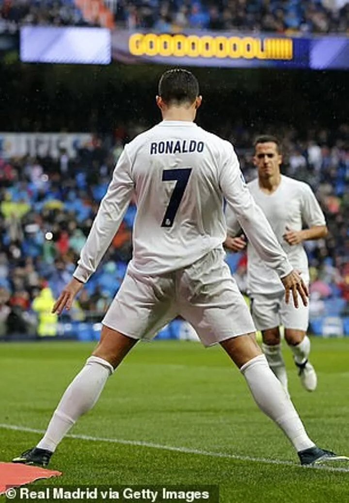 CASH PALMER! Chelsea Superstar officially seeks UK approval to cash in on iconic "Cold Celebration" 3 What footballer's iconic celebrations mean: From CR7's SUI to Rashford's finger| All Football
