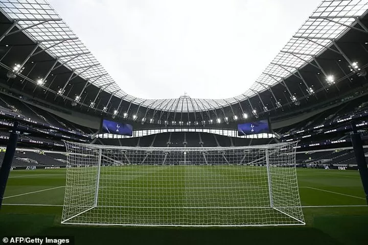An American Tycoon Is On Acquiring Chelsea Or Tottenham Standard