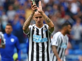 Newcastle: bagarre entre deux joueurs et des clients d'un bar avant un stage en Chine