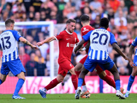 Fabregas nêu tên 'tội đồ' ở bàn thua của Liverpool