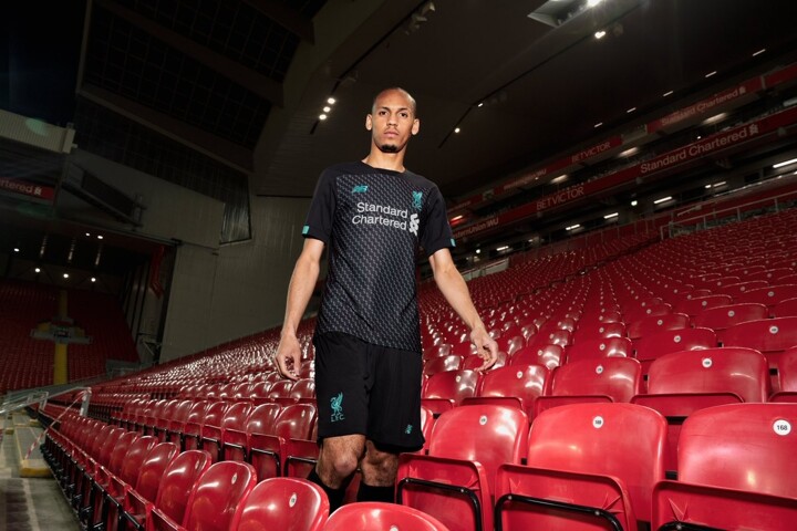 Liverpool phantom black kit clearance