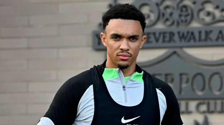 Trent Alexander-Arnold 'cheats death' after killer Storm Babet uproots  electricity pylon| All Football