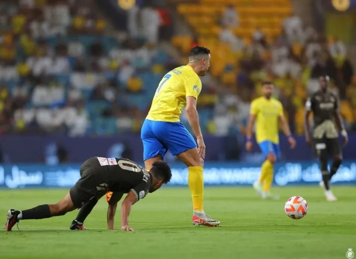 Al Nassr [2] - 1 Damac - Cristiano Ronaldo 57' (Free-kick) : r/soccer