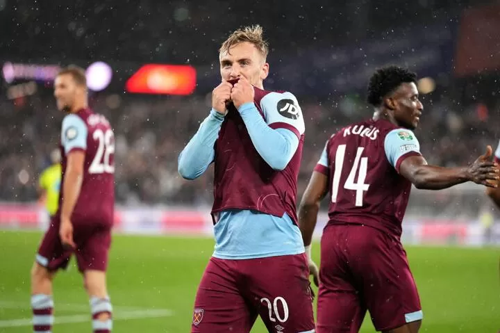 Hammers Outgun Arsenal To Reach Carabao Cup Last Eight, West Ham 3-1  Arsenal