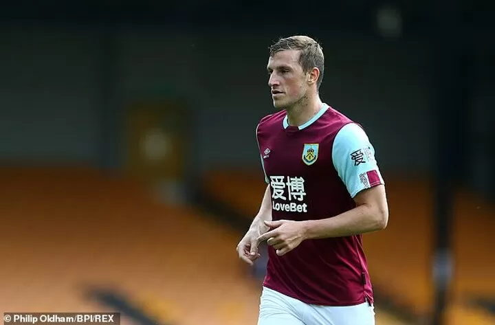 Burnley replica kit hotsell