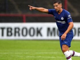 Hậu giải nghệ, cựu sao Chelsea chìm trong nợ nần