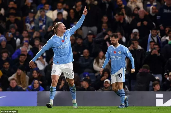 Manchester City e Chelsea empatam a quatro bolas - Renascença