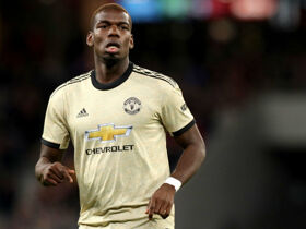 Leyenda Sheringham: "Lo mejor para todos sería que Pogba se marchara del United"