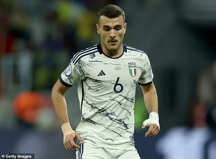 https://img.allfootballapp.com/www/M00/4A/1D/720x-/-/-/CgAGVmV8hWGAKgXAAADbCspSvTc034.jpg.webp