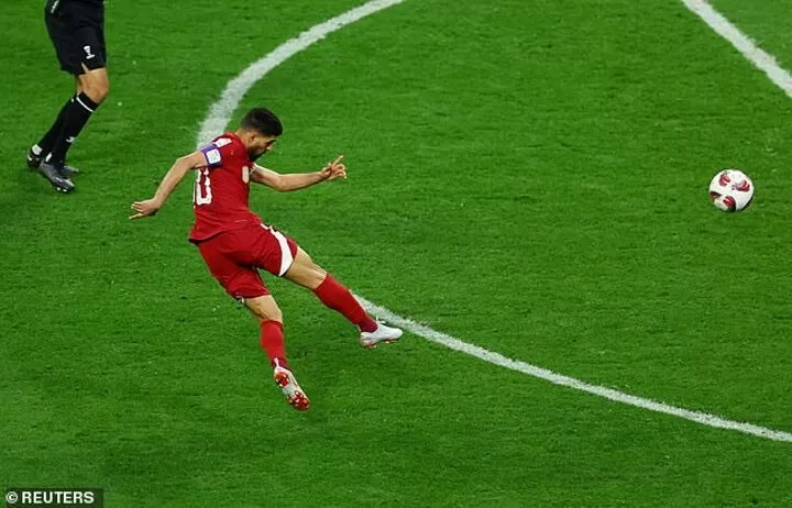 Beckham and Scholes Qatar s captain scores incredible volley from