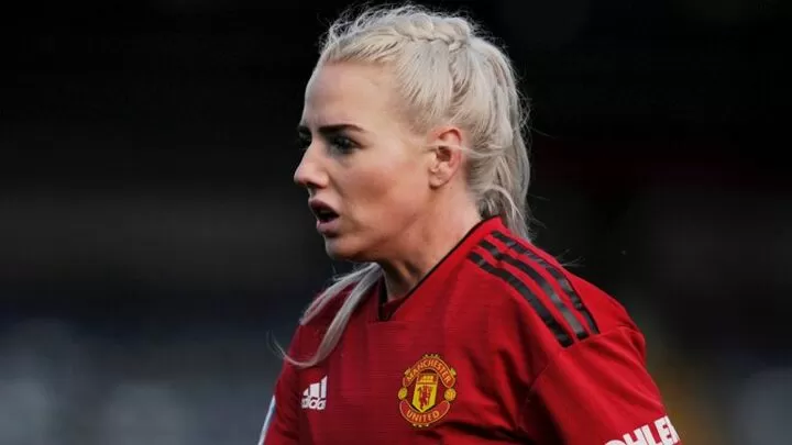 Manchester United Women S Captain Alex Greenwood To Join Lyon All Football