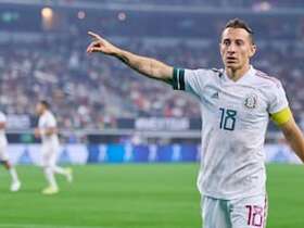 Andrés Guardado asked for Chicharito to return the Mexico National Team: Tata Martino said no