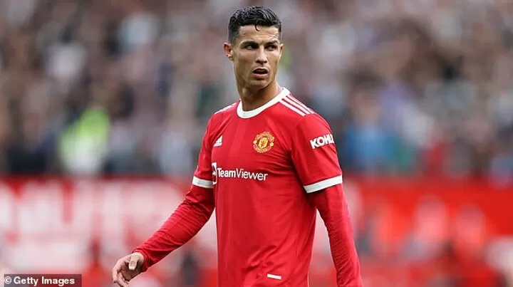 Rio Ferdinand's theory on why Thierry Henry 'has BEEF' with Cristiano  Ronaldo| All Football