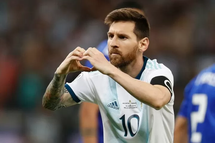 Messi Donates 100 000 Euros To Unicef To Help Children In Need All Football