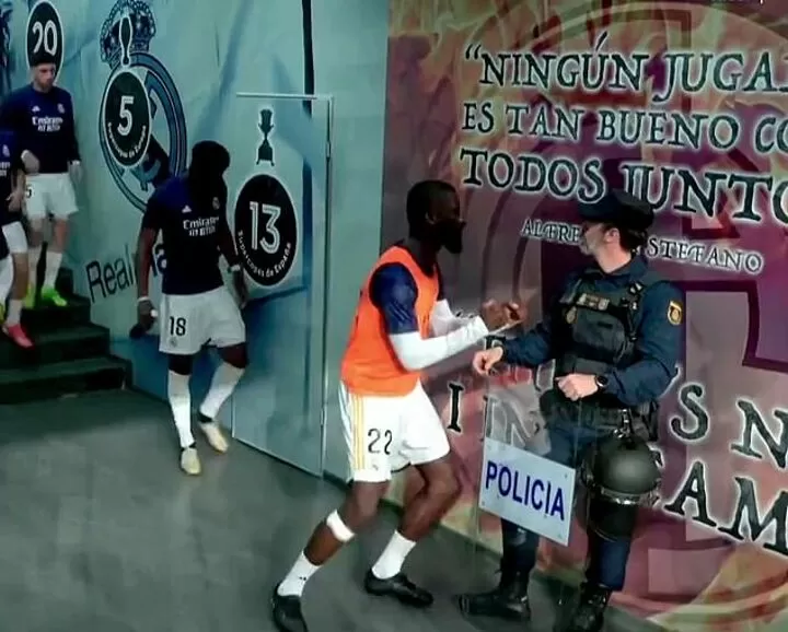 Rudiger attempts to scare a policeman as the defender shows his funny side|  All Football