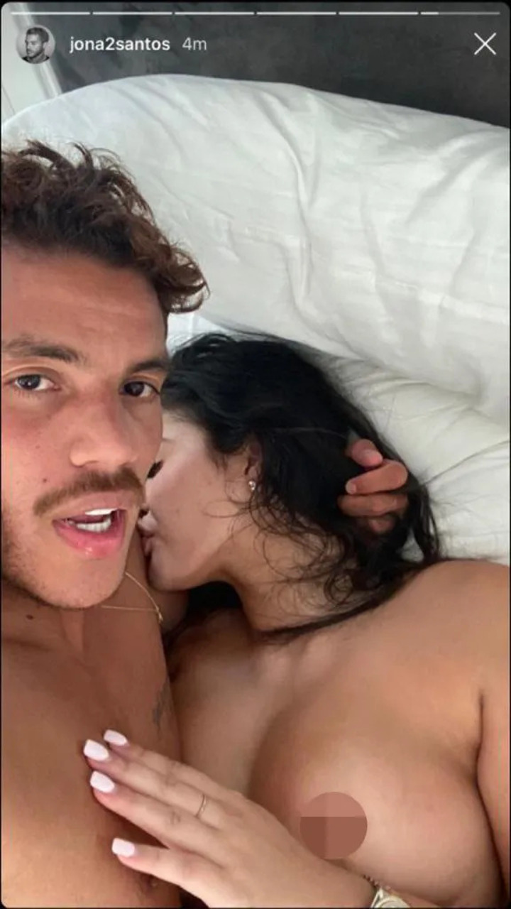 Ex-Wag whose football partner posted naked picture of her now has over 1M  fans| All Football