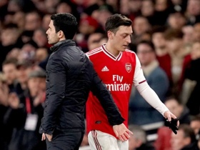 Cơ hội cho Arsenal là rất nhỏ? Arteta không nghĩ vậy