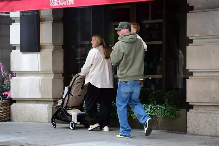 Declan Rice takes childhood sweetheart girlfriend out for fancy final meal  before jetting to Germany with England| All Football
