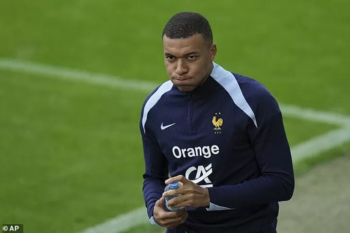 Mbappe misses France training as virus sweeps through the camp on eve of Euros| All Football