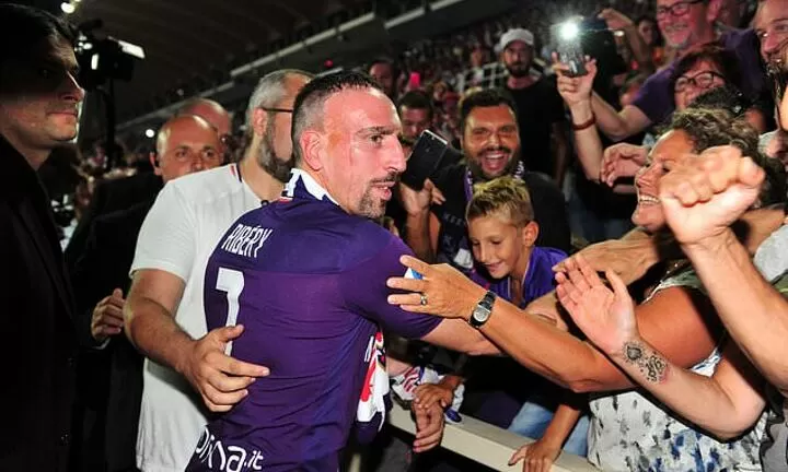 Image result for images of Franck Ribery is welcomed by 12,000 fans at Stadio Artemio Franchi