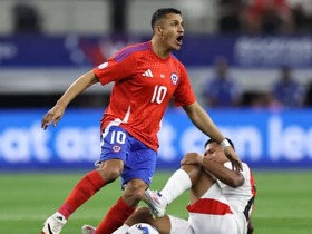 Alexis Sanchez vô duyên trong ngày ra quân Copa America 2024
